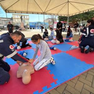 SAMU no Parque leva educação em saúde a estudantes e população em Lages